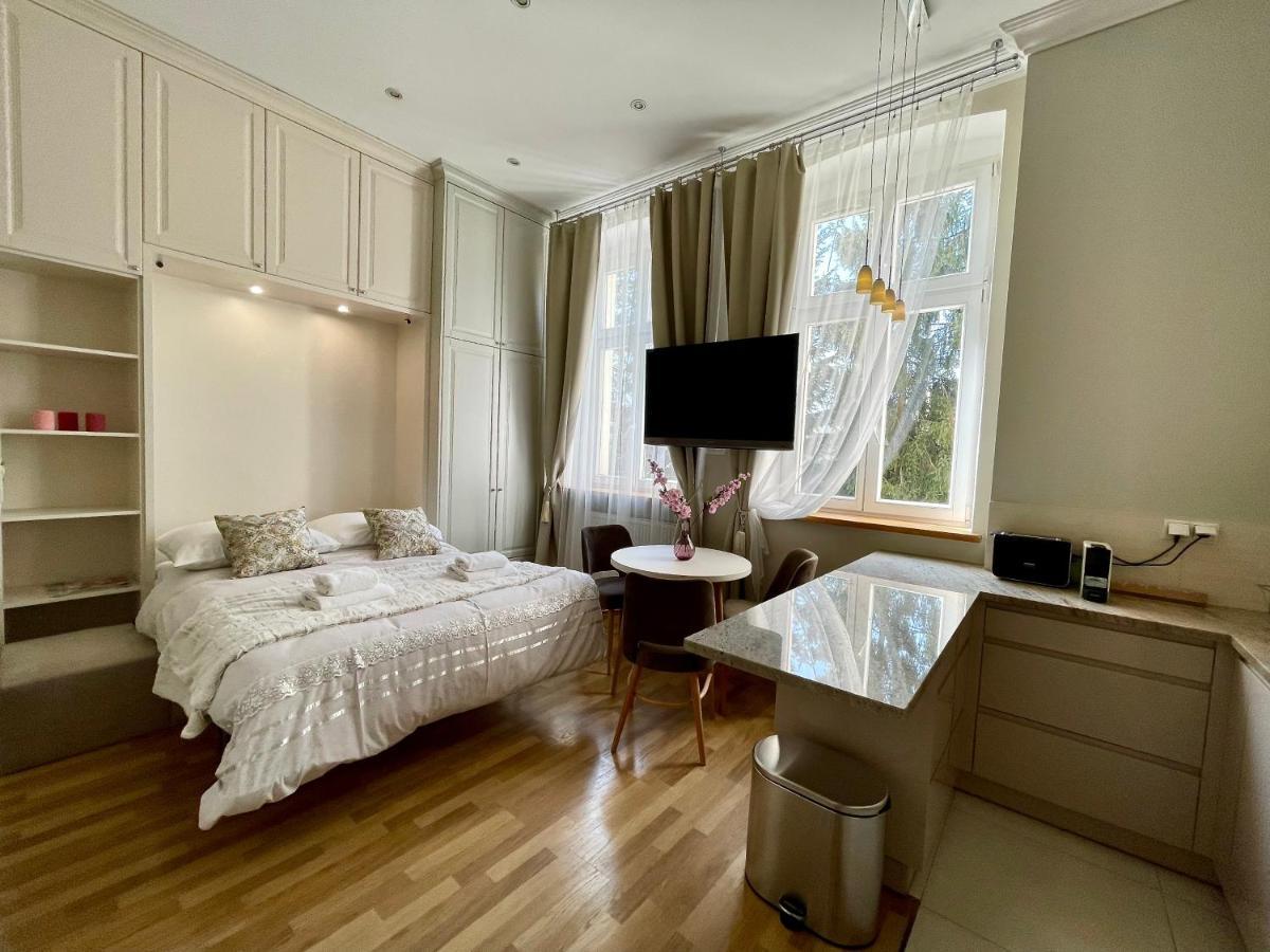 Tresor Barska Apartments Краків Екстер'єр фото