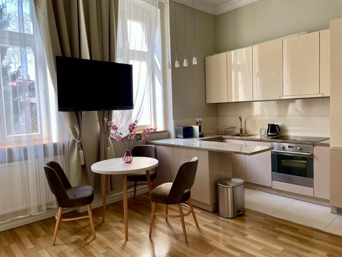 Tresor Barska Apartments Краків Екстер'єр фото