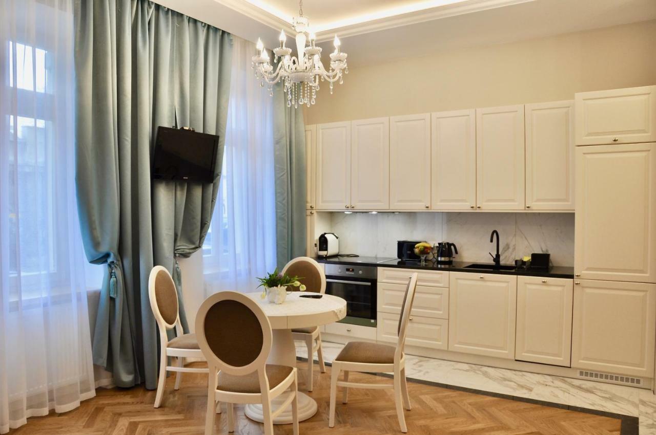 Tresor Barska Apartments Краків Екстер'єр фото